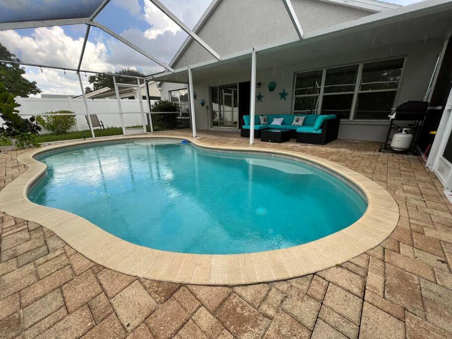 Villa Tampa Getaway Pool House Extérieur photo
